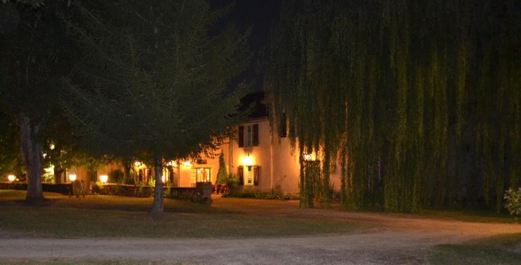 Hotel Du Parc Thonac Exteriér fotografie